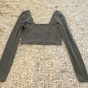 Dynamite Gray Long Sleeve Crop Top